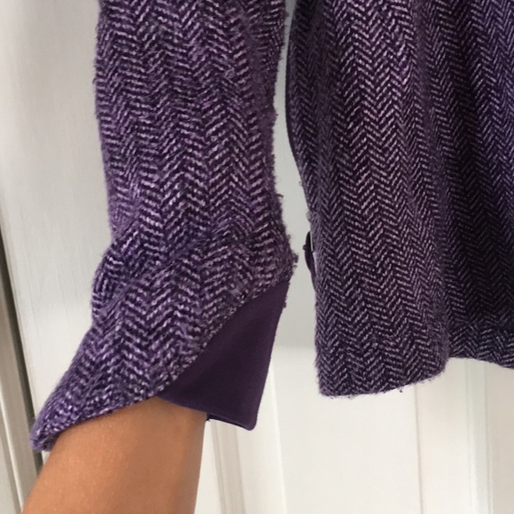 Lightweight purple herringbone zip up shell - Picture 5 of 8